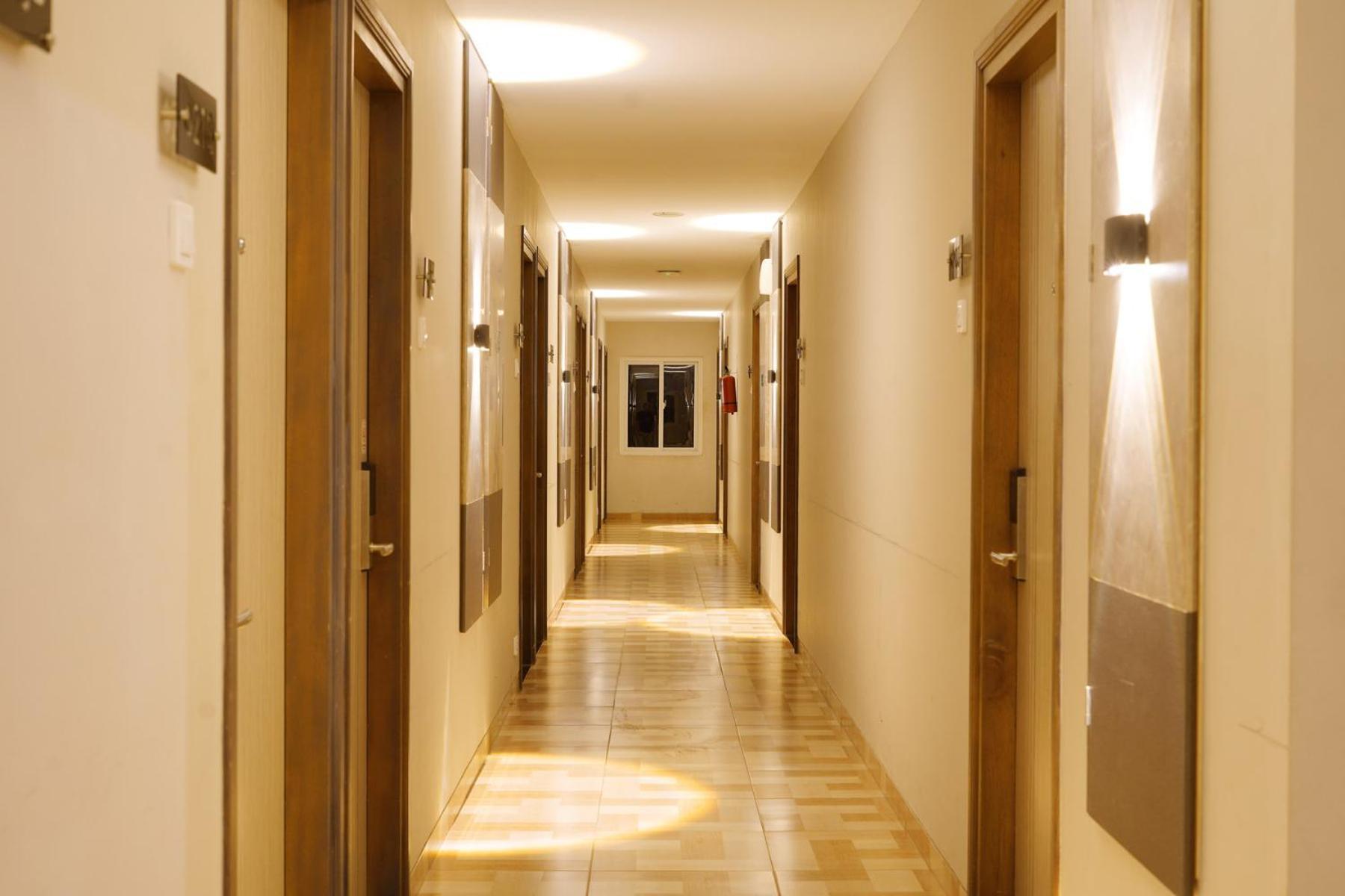 Front One Hotel Sragen 외부 사진